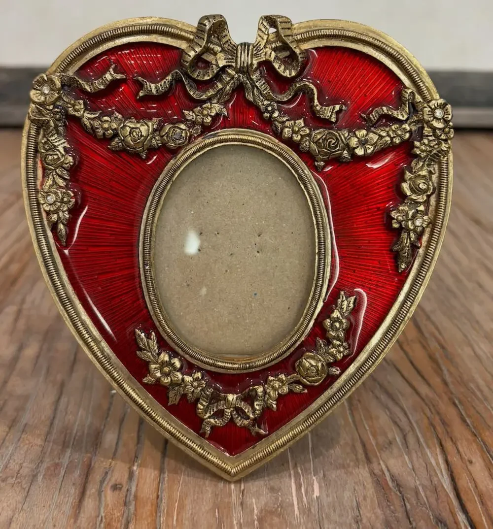 Terragrafics red enamel and brass heart-shaped picture frame